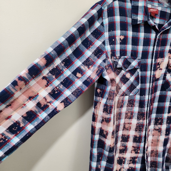 Upcycled bleach dyed Harley-Davidson back flannel shirt men's size medium - Picture 9 of 10